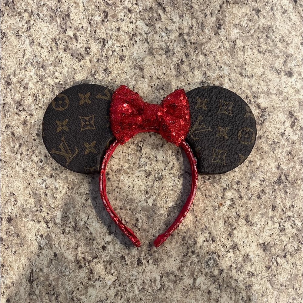 Louis Vuitton material Mickey Ears